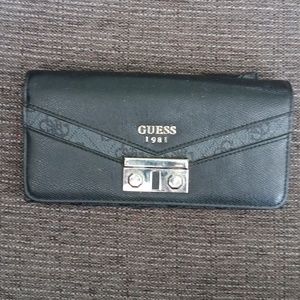 Guess Wallet